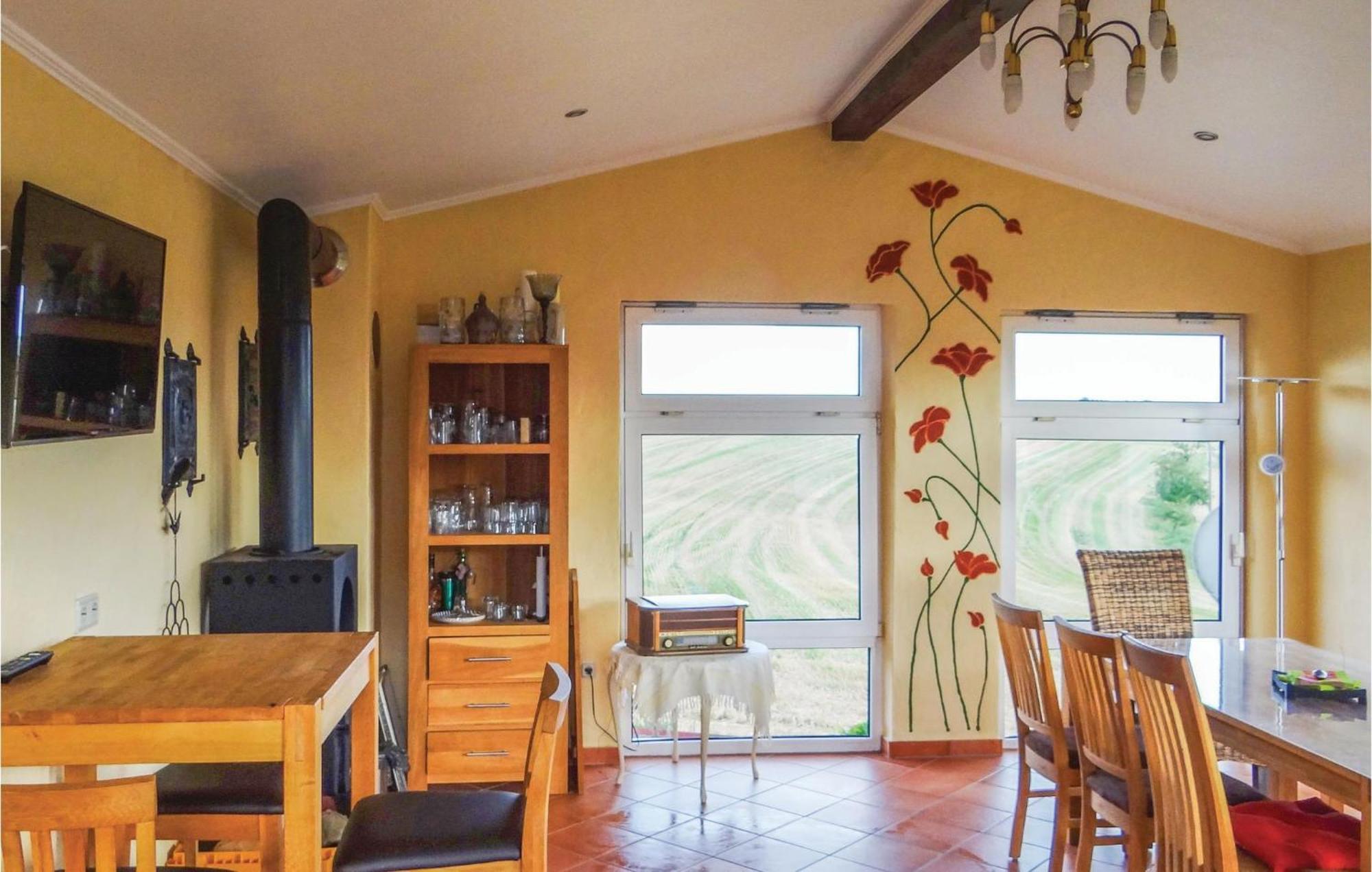 Amazing Apartment In Karlshausen With Kitchen Esterno foto